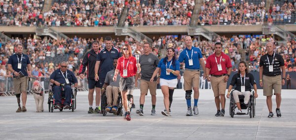 Suns end Warriors' season, await No. 1 Thunder