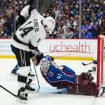 Vladar stops 27 shots as Flyers top Penguins to take commanding 2-0 lead in first-round series