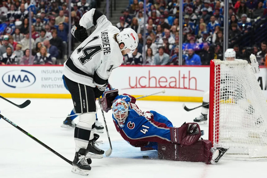 Vladar stops 27 shots as Flyers top Penguins to take commanding 2-0 lead in first-round series