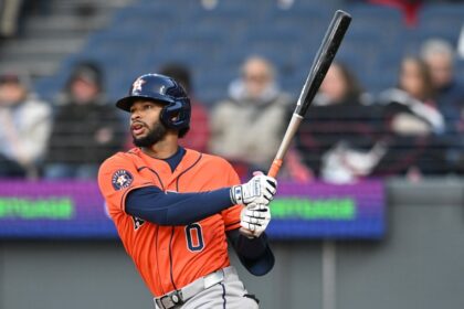 Struggling Astros beat Guardians with big night from bats