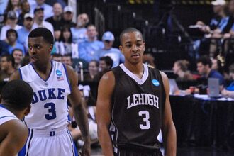 NBA roundup: Behind CJ McCollum, Hawks rally to even series with Knicks