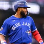 Blue Jays' Vladimir Guerrero Jr. creates bizarre scoring decision after umpires miss call