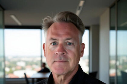 IndyCar names Scot Elkins to lead officiating as May approaches