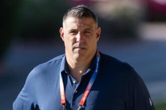 Mike Vrabel opens up about 'difficult conversations' after Dianna Russini photo controversy