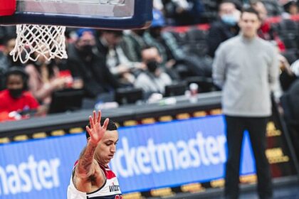 OKC's Shai Gilgeous-Alexander named NBA's top clutch performer