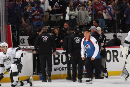 Avalanche fans shatter glass behind Kings bench after save on penalty shot, causing lengthy delay in