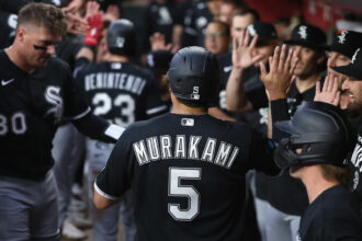 Murakami stays red hot as White Sox pour it on in 11-5 victory