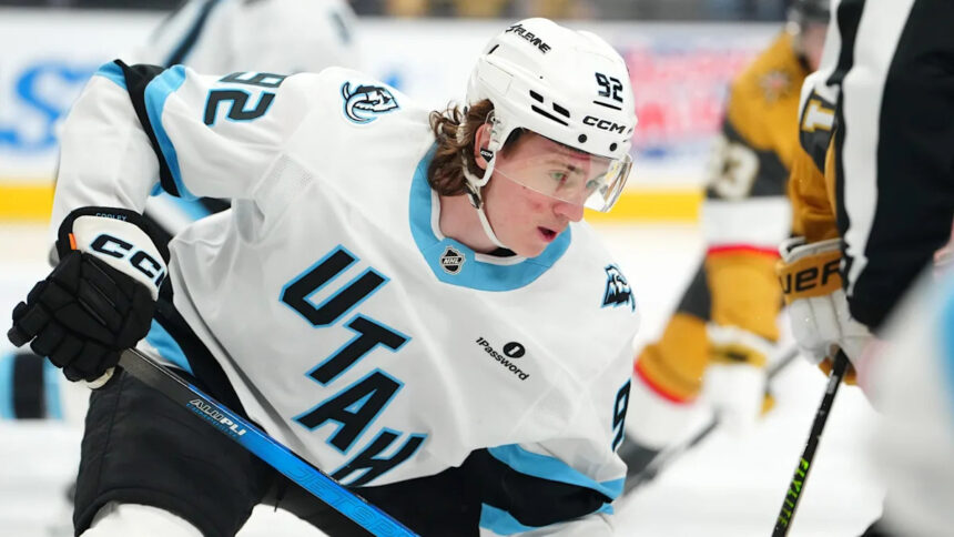 Logan Cooley scores late as the Mammoth beat the Golden Knights 3-2 to even playoffs series