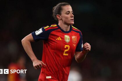 Spain defender Batlle close to agreeing Arsenal move