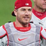 Phillies C J.T. Realmuto (back) placed on 10-day injured list