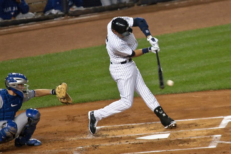 Mets' Francisco Lindor (calf) exits vs. Twins