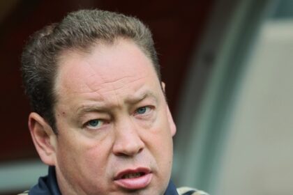 MI vs CSK: Will MS Dhoni spice up strange IPL El Clasico of fallen giants?