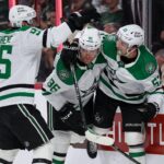 NHL roundup: Stars top Wild in double OT to take 2-1 series lead