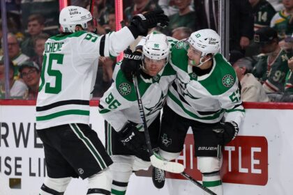 NHL roundup: Stars top Wild in double OT to take 2-1 series lead