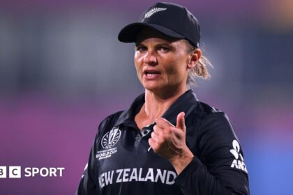 New Zealand great Bates to retire from internationals