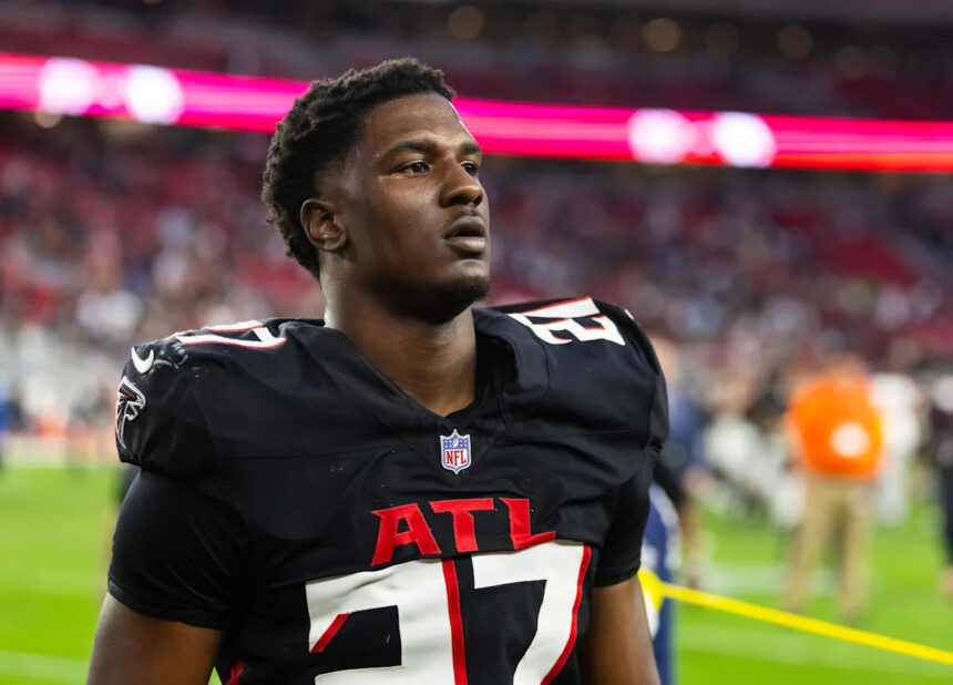 Falcons' Pearce agrees to diversion program, felony charges could be dropped