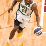 Sources: Bucks finalizing deal to hire Jenkins