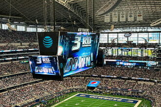 Cowboys trade up for Downs, then pick Lawrence