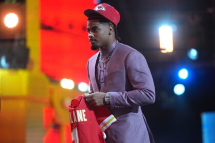 Trade tracker: Chiefs move up to take CB Mansoor Delane No. 6