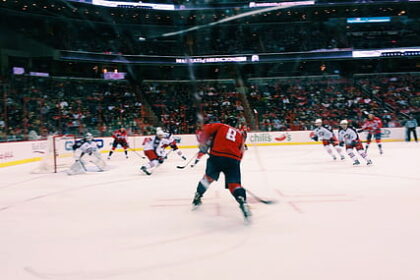 Alex Tuch nets game-winner as Sabres take 2-1 series lead vs. Bruins