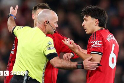 Hair pulling ought not to be tolerated - FA panel