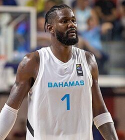 Deandre Ayton was ejected in the third quarter of Game …