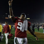 Ex-Alabama DL pleads guilty to impersonating NFL players in $20M fraud scheme