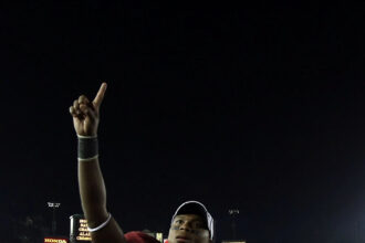 Ex-Alabama DL pleads guilty to impersonating NFL players in $20M fraud scheme