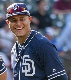 Padres' Manny Machado 'fine' after leaving game with leg ailment