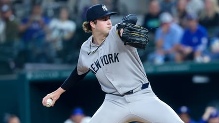 Cam Schlittler outduels Jacob deGrom in Yankees' 3-2 win over Rangers