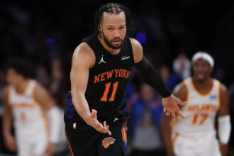 Jalen Brunson breaks free as Knicks take away Hawks' oxygen