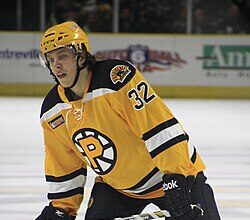 NHL roundup: David Pastrnak saves Bruins' season in OT