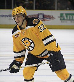 NHL roundup: David Pastrnak saves Bruins' season in OT