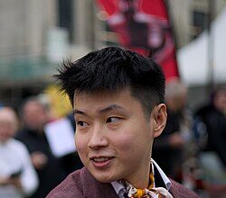 'You don't see that often!' - Zhao Xintong produces 'amazing' hat-trick shot