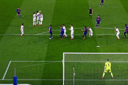 PSG's Hakimi to miss Bayern return, out for weeks