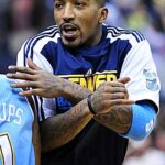 Reaves back as Lakers look to close out Rockets