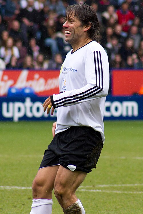 Cam York's overtime winner helps Flyers eliminate Penguins in G6