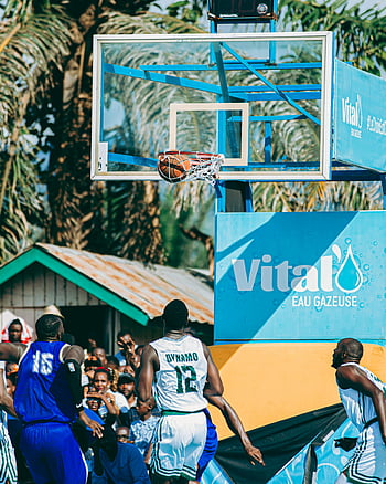 Wall becomes Howard's prez of basketball ops