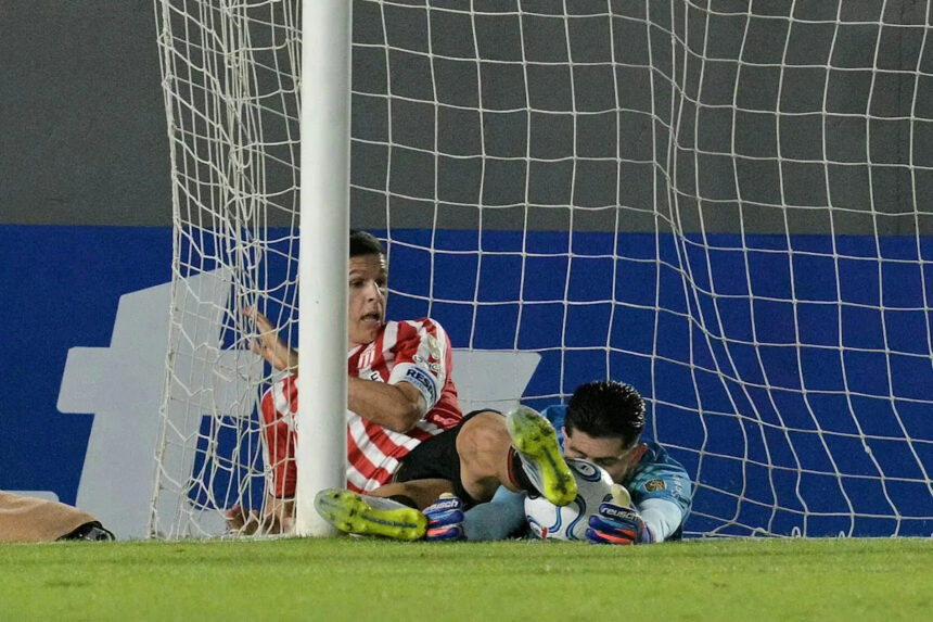 🎨 Is this art? Champions League star scores bum goal