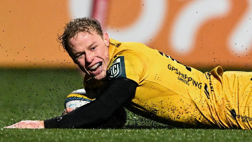 Dragons back Richards signs new contract