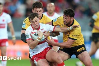 Champions Hull KR thrash Cas to extend fine run