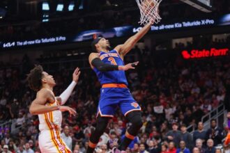 Knicks advance past Hawks on back of biggest halftime lead in NBA Playoff history
