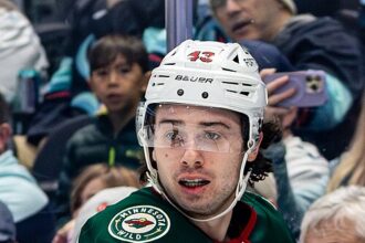 Quinn Hughes, Wild finish off Stars in Game 6