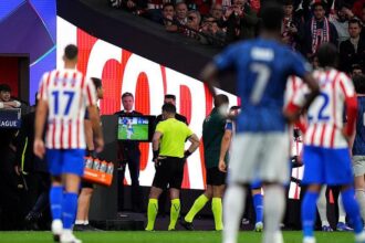 VAR 'right to overturn' Arsenal penalty - pundits join debate