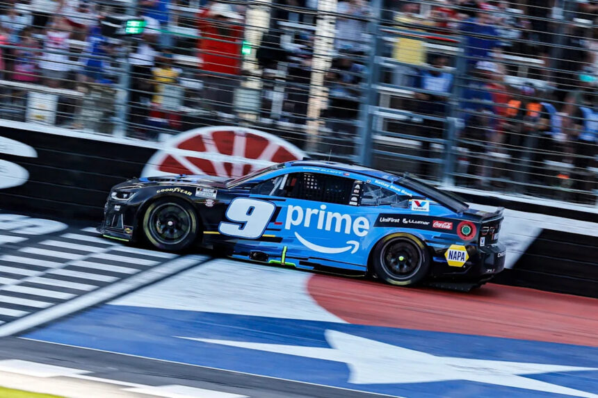 Chase Elliott Outduels Denny Hamlin at Texas for Second NASCAR Win of 2026