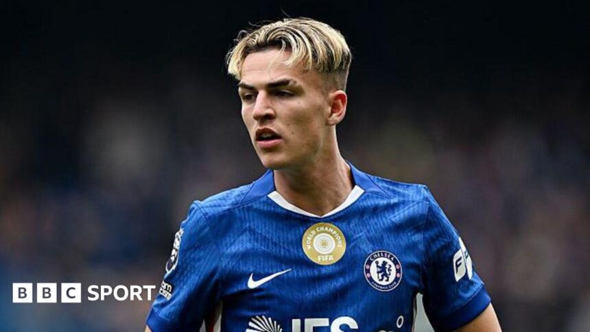 Chelsea's Derry, 18, taken to hospital after head injury