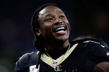 Alvin Kamara talks Saints signing Travis Etienne Jr., hopes for 2026