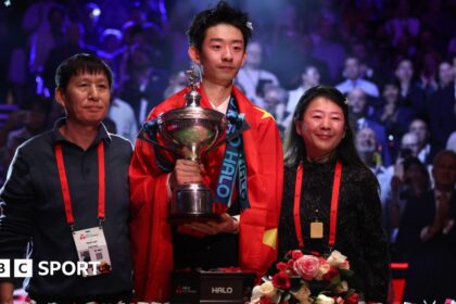 The family sacrifices that helped Wu become world champion