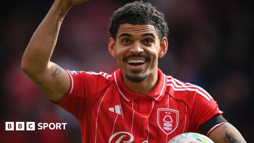 Is Gibbs-White favourite to start as England's number 10 at World Cup?