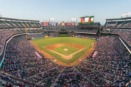 Jacob deGrom haunted by familiar demons as Yankees beat Rangers